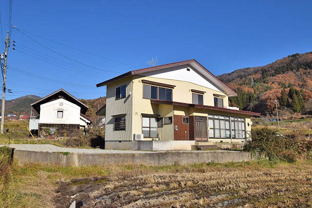 �ؓ����݃A�p�[�g